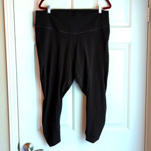 2/$20 - Old Navy Women's Plus Extra High-Rise Go Dry Leggings